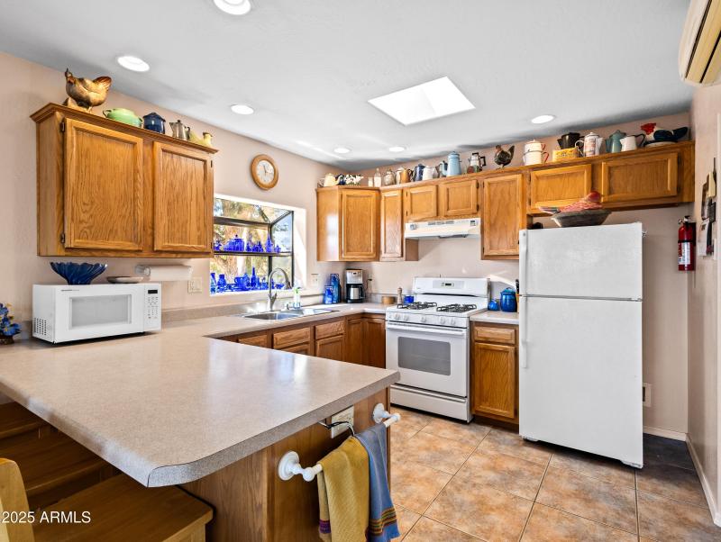 15555 S Middle Ridge Rd-40