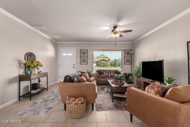 08 - Sharon 3301