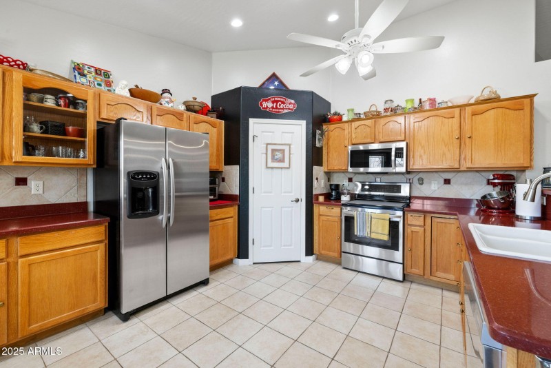 19-Kitchen 2