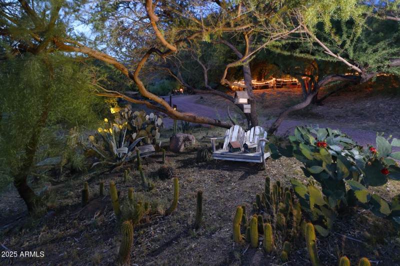 One of many outdoor vignettes