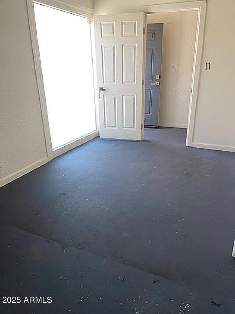 UNIT 112 SPACE_4