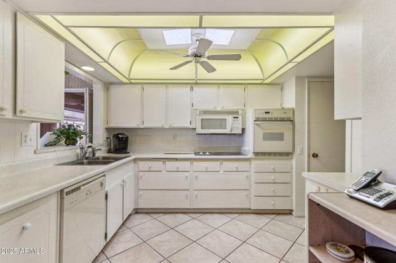 21-web-or-mls-N Cherry Tree Ln-26032025-