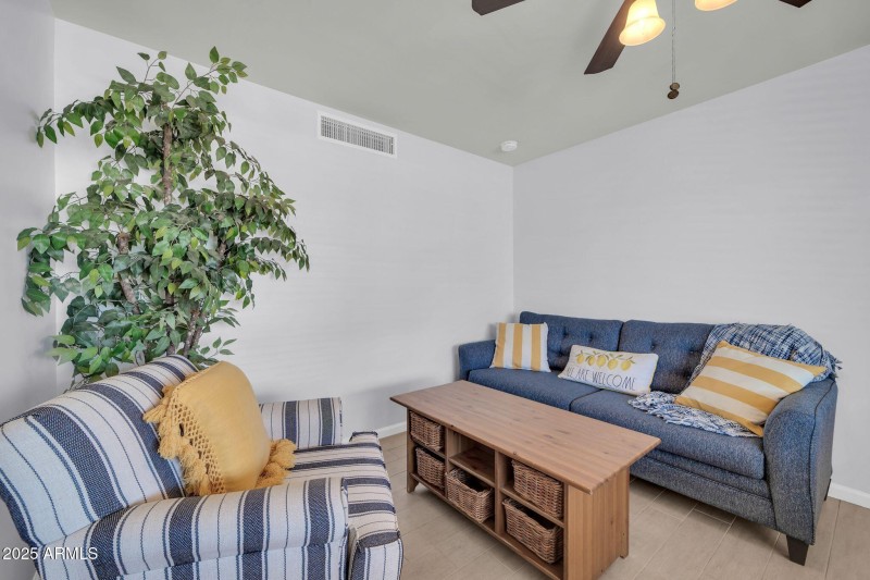 Sitting area reverse