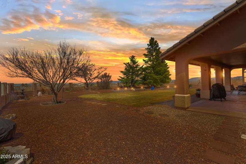 3000 S Pettit Lane (27)