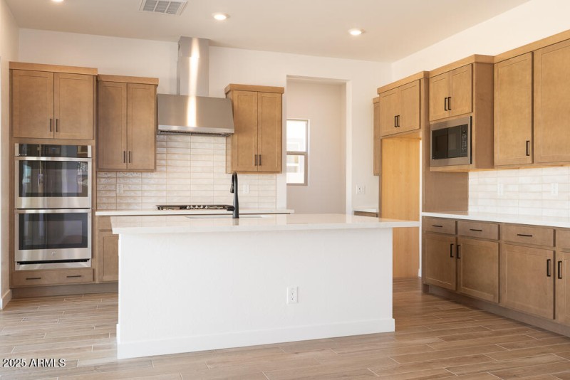 Waterston Central 283 - Kitchen-1MLS