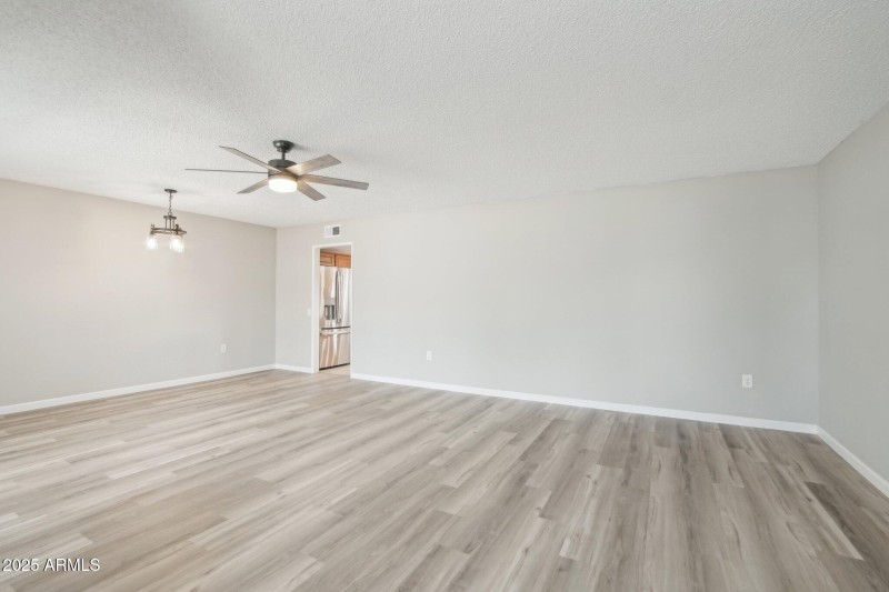 9-web-or-mls-W Paintbrush Dr-27032025-00