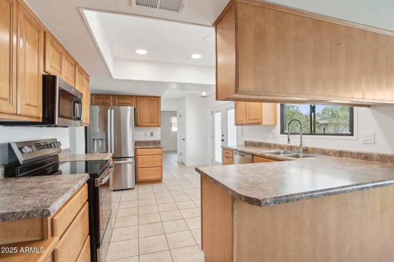 13-web-or-mls-W Paintbrush Dr-27032025-0