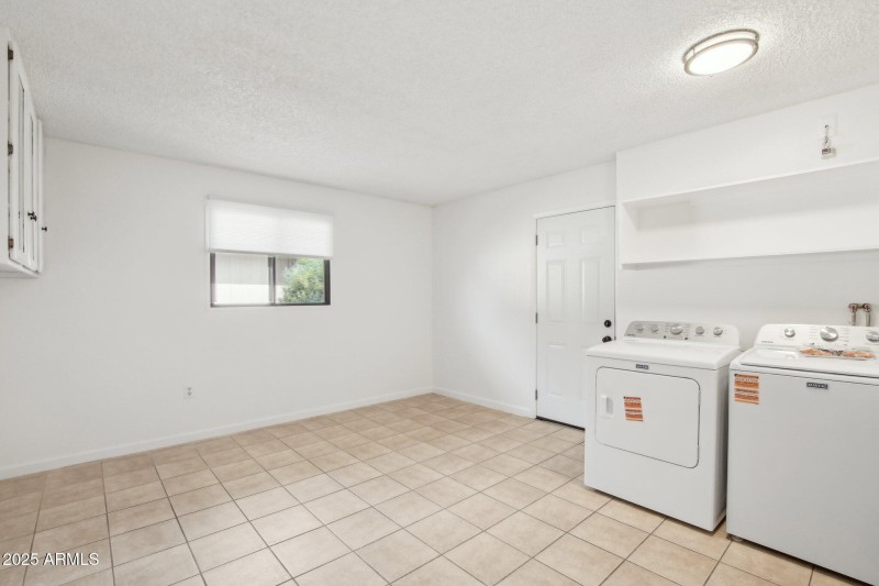 17-web-or-mls-W Paintbrush Dr-27032025-0