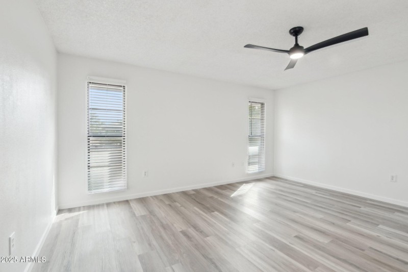 20-web-or-mls-W Paintbrush Dr-27032025-0