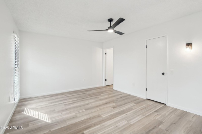 21-web-or-mls-W Paintbrush Dr-27032025-0