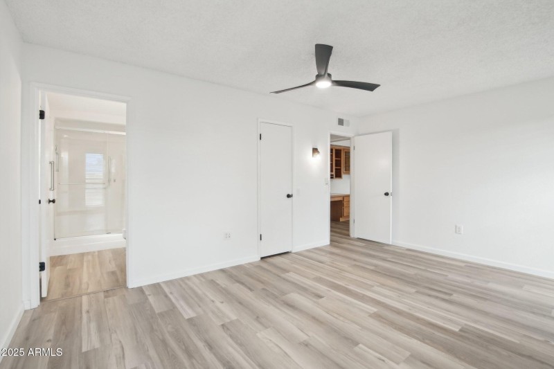 22-web-or-mls-W Paintbrush Dr-27032025-0