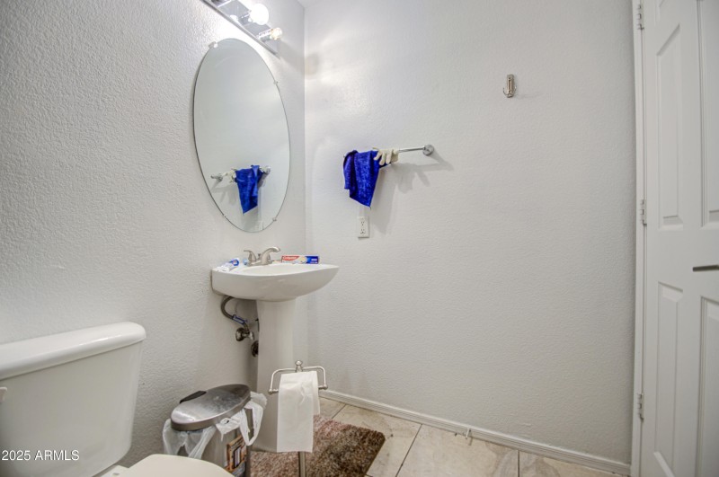Half Bath-pic 2