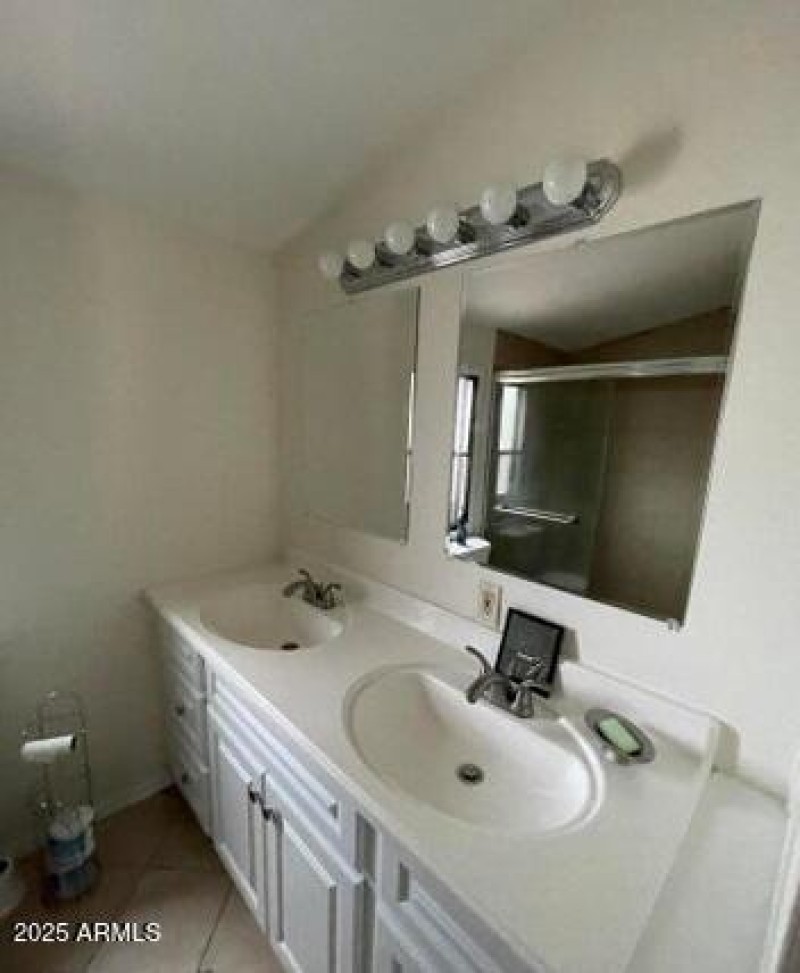 Marketing Bathroom