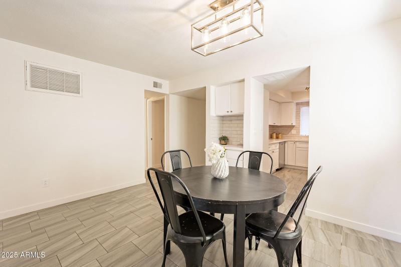 11-web-or-mls-Biltmore-11