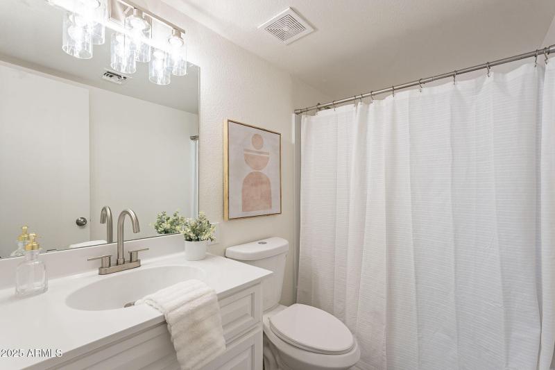 31-web-or-mls-Biltmore-31