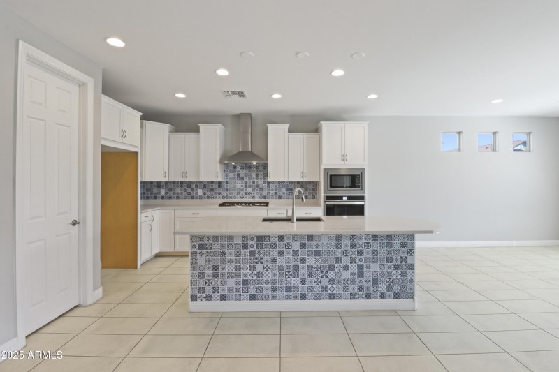 Kitchen with Island