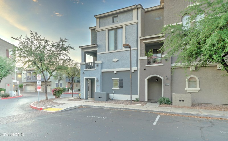 2402 E. 5th St. #1532-4