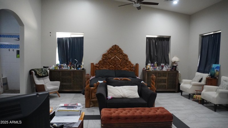 6th bedroom 920