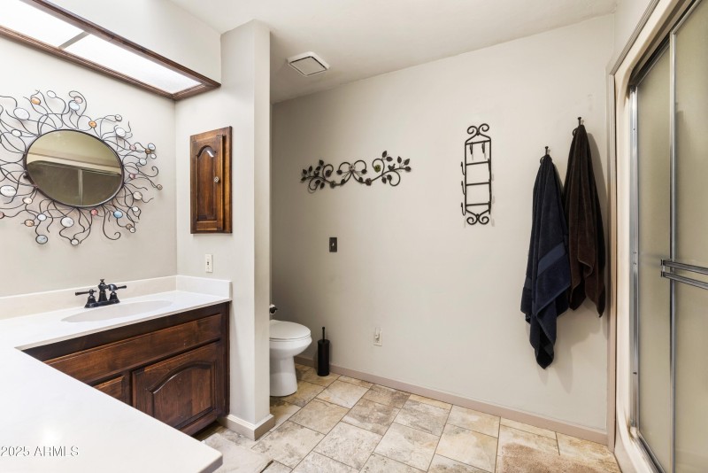 010_Primary Suite