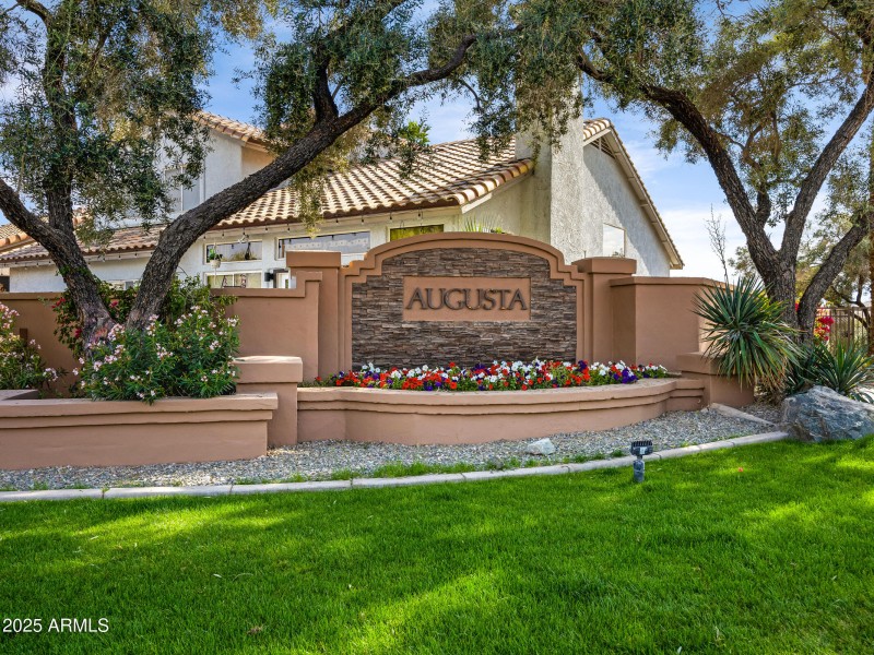 1248 E Briarwood Terrace-17