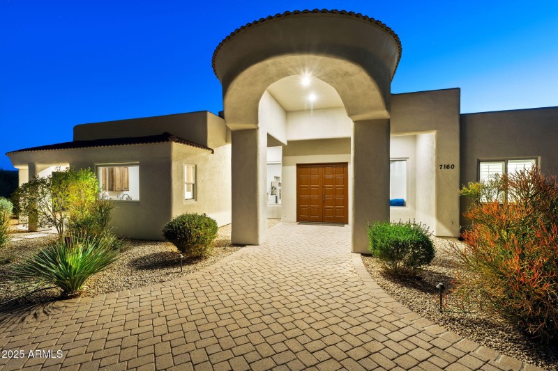 009__7160 E Grand View Ln