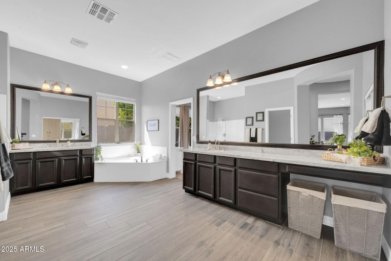 4013 N Founder Cir-21