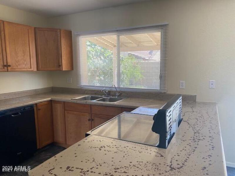 20220825184139685027000000-o