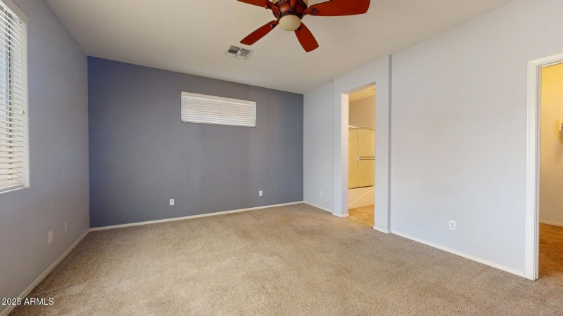 871-E-Sherri-Dr-03292025_084651