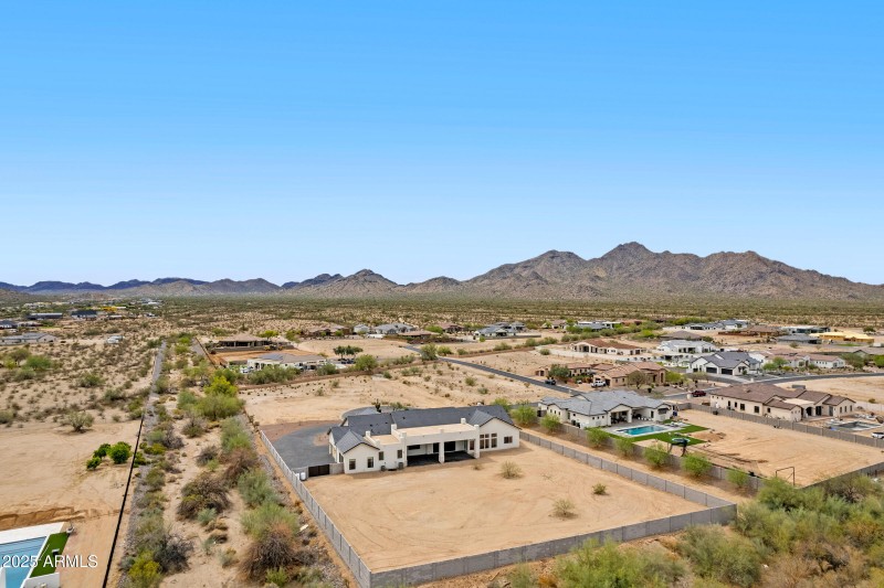 10760 W Golddust Dr-51