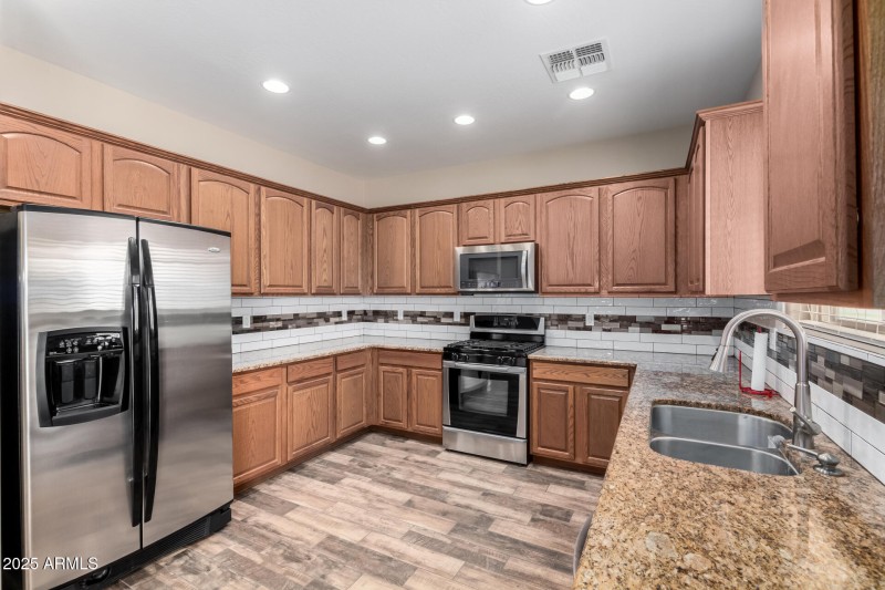 Deep Sinks SS appliances