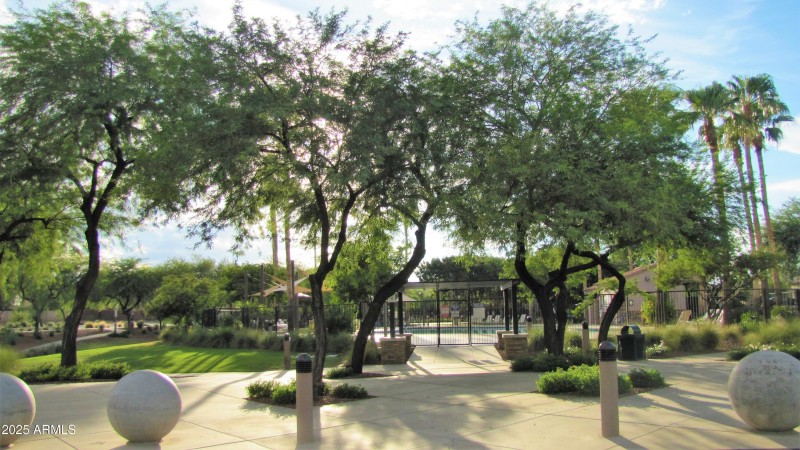 Pool-keyed entry