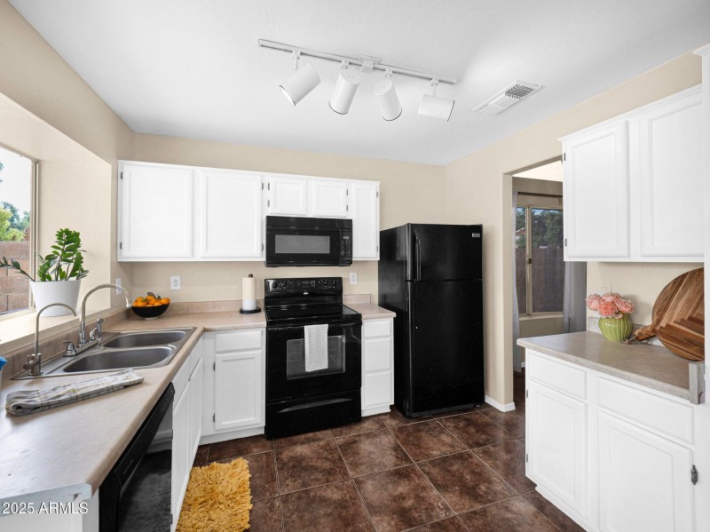 11-web-or-mls-_1577681