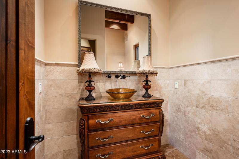 Powder Room 1