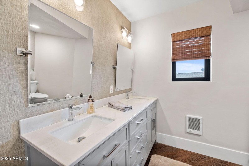 026_Bathroom 2