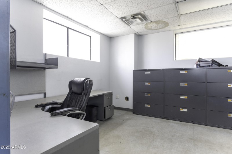 Office - Back Office
