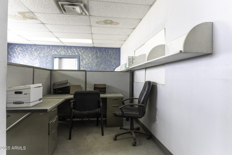 Office - Cubicle 1