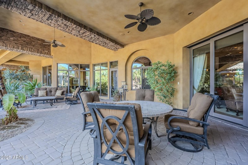 021_Covered Patio