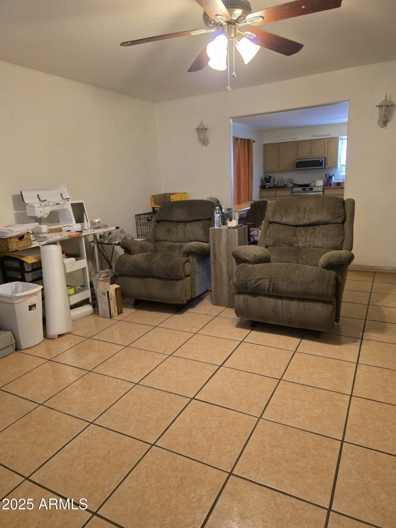 Encanto Front room to kitchen