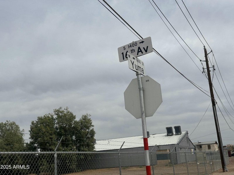 Corner lot