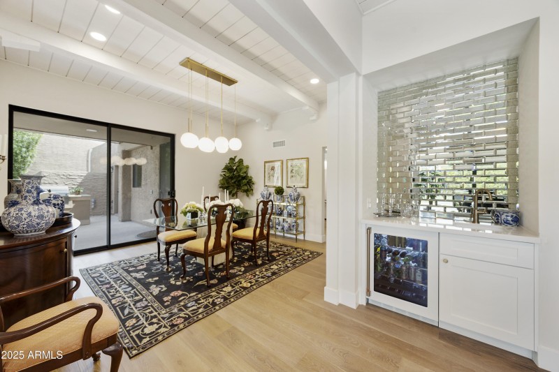Wet bar