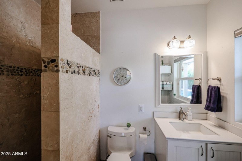 Common downstairs bath