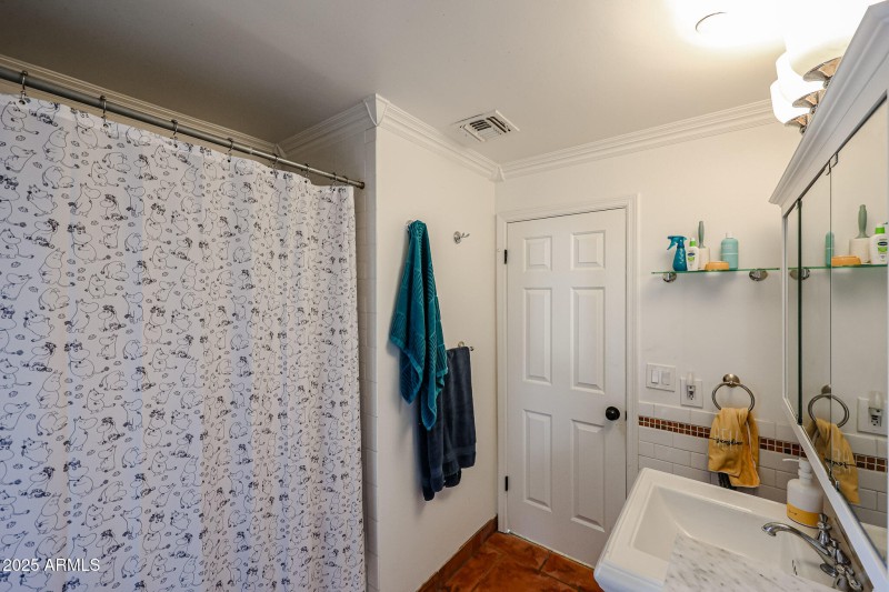 Downstairs bath 2