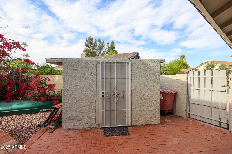 Storage shed