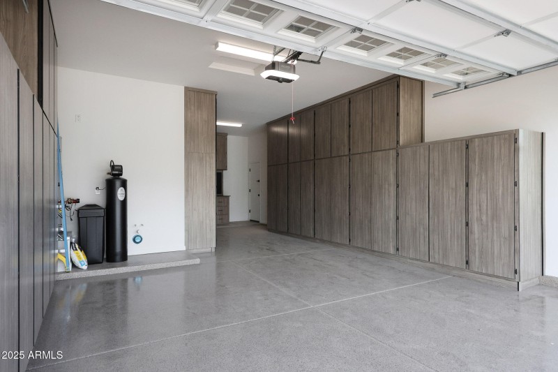 3 CAR TANDEM GARAGE
