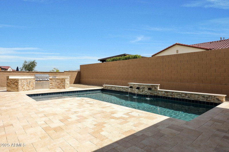 PRIVATE WATERFALL POOL