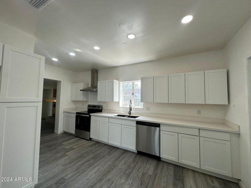 Kitchen 2