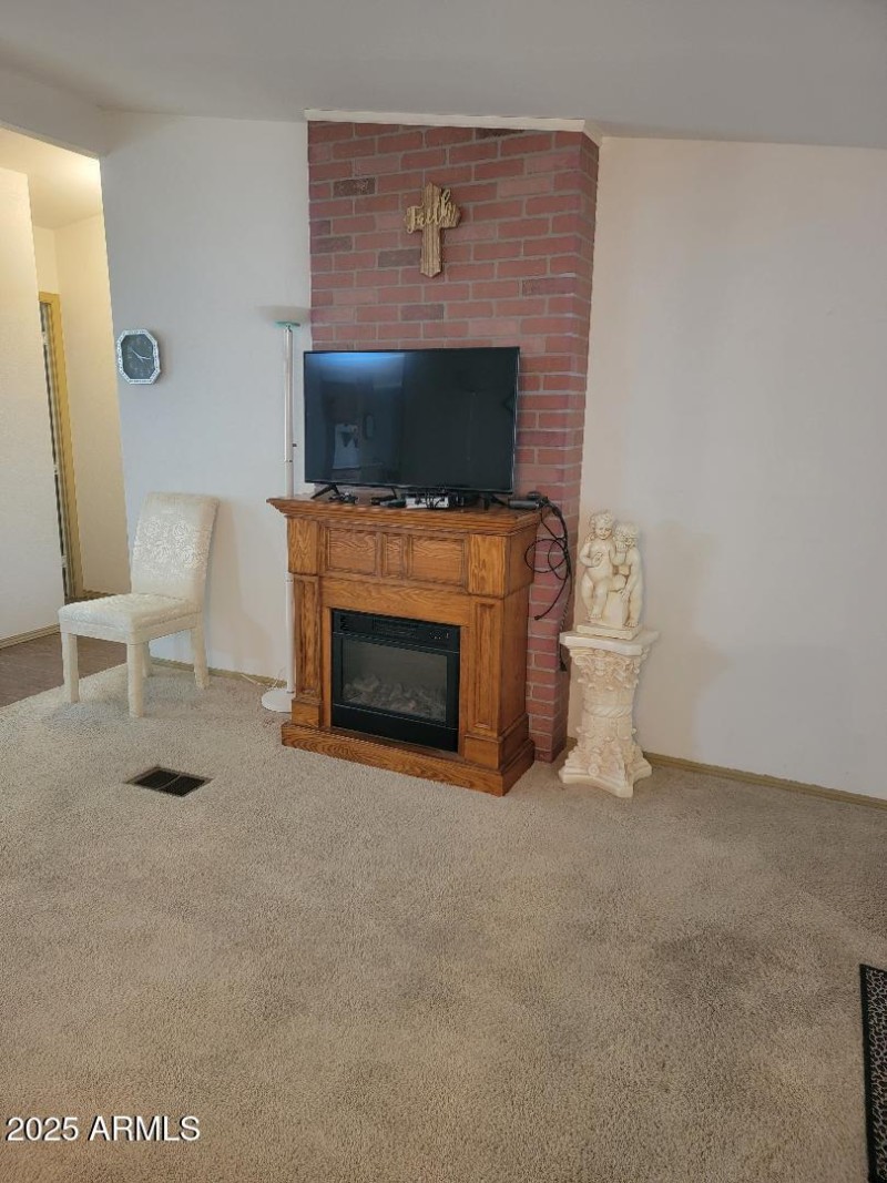 813 family room