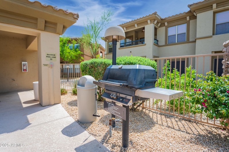 poolside_grill