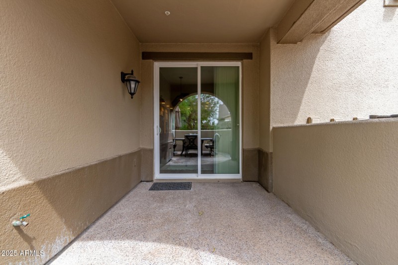 39 Grayhawk