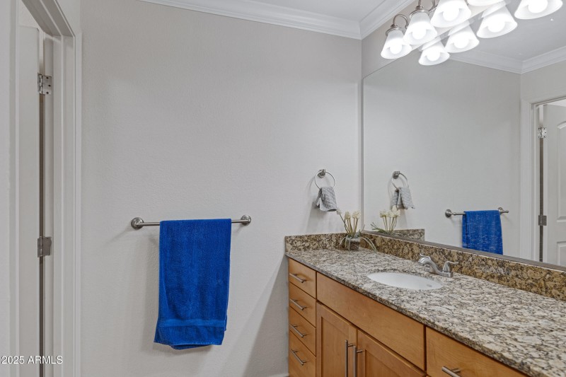 2025 E Campbell Ave apt 114-19